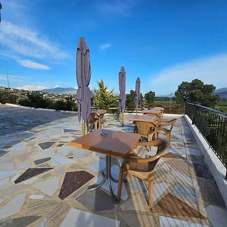 Irini Hotel