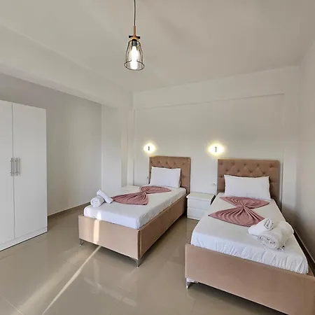 Hotel Irini
